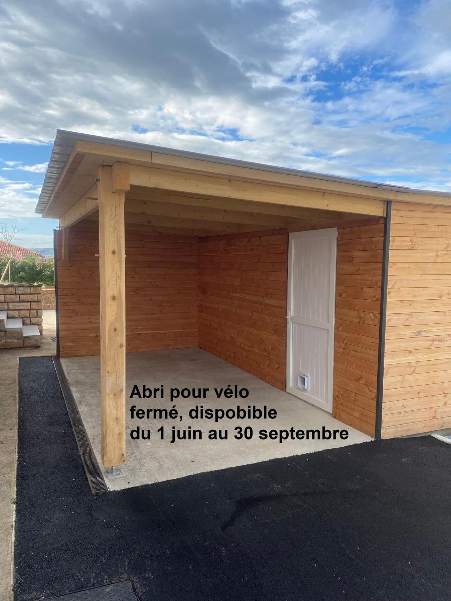 Studio Chez L'Habitant Avec Piscine Commune Grieges Esterno foto